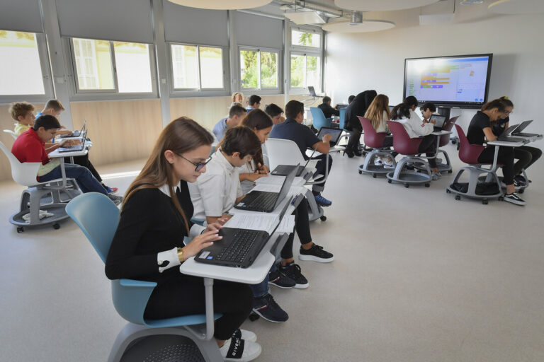 Savoir Numérique : Une Plateforme Éducative au Service de l ...